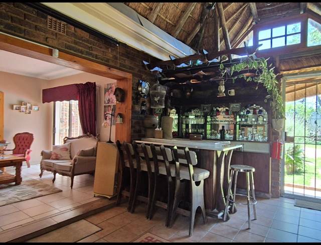 5 BEDROOM HOUSE FOR SALE IN FALCON RIDGE